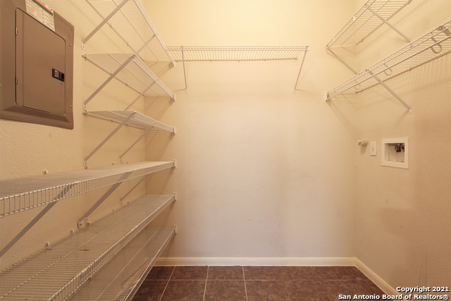 Image 15 of 43 For 100 Ling  