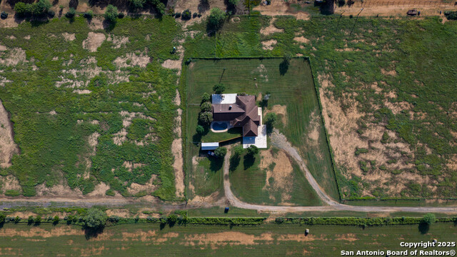 Image 44 of 57 For 2387 Fm 537  