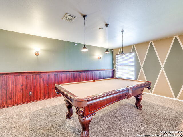 Listing photo id 17 for 9910 Shetland Gate