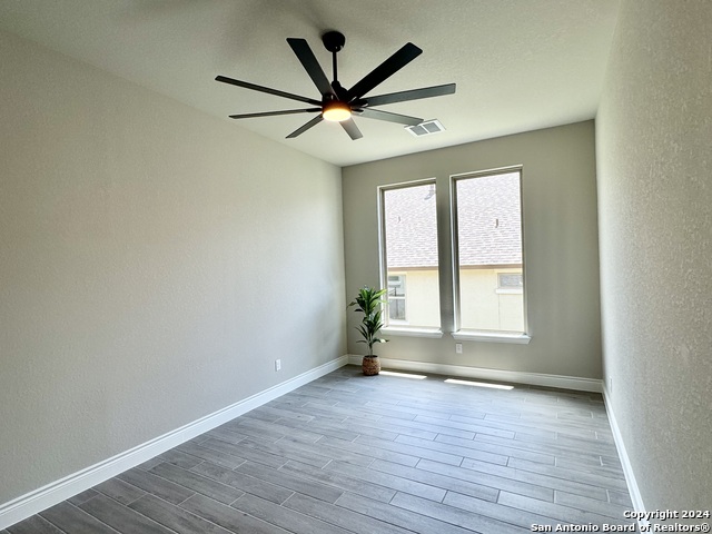 Image 11 of 21 For 211 Corazon  