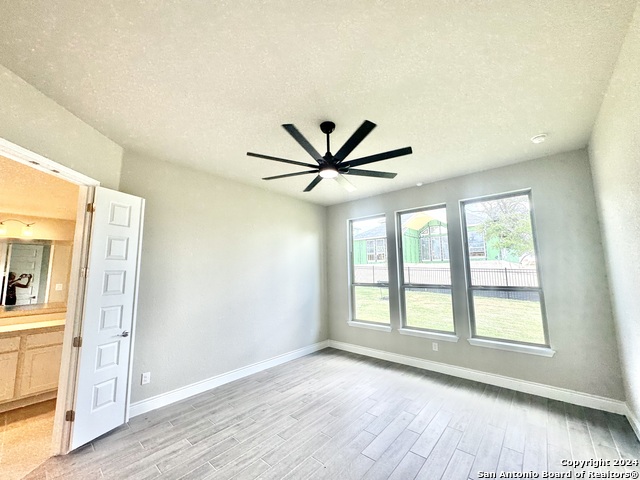 Image 8 of 21 For 211 Corazon  