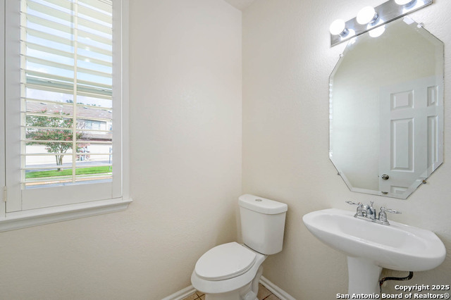 Image 17 of 28 For 2616 Grayson Way