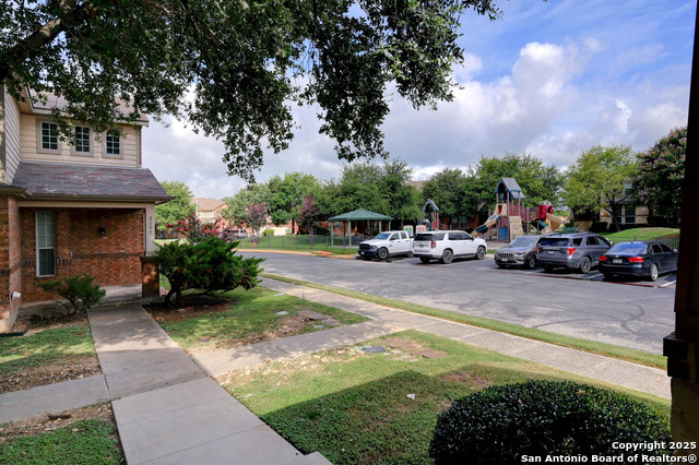 Image 5 of 28 For 2616 Grayson Way