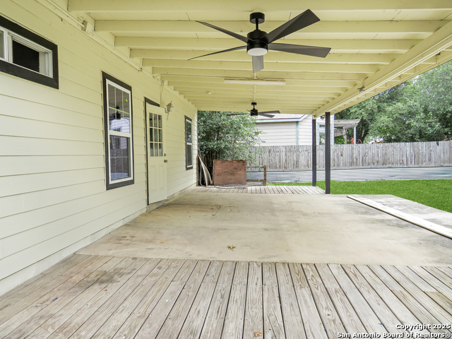 Listing photo id 25 for 7923 Veleta