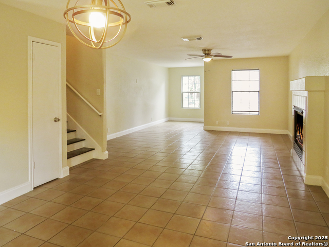 Listing photo id 3 for 7923 Veleta