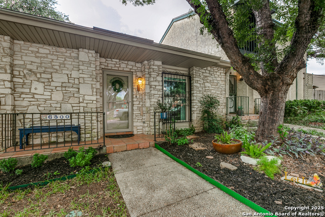 Details for 6500 Honey Hl, San Antonio, TX 78229