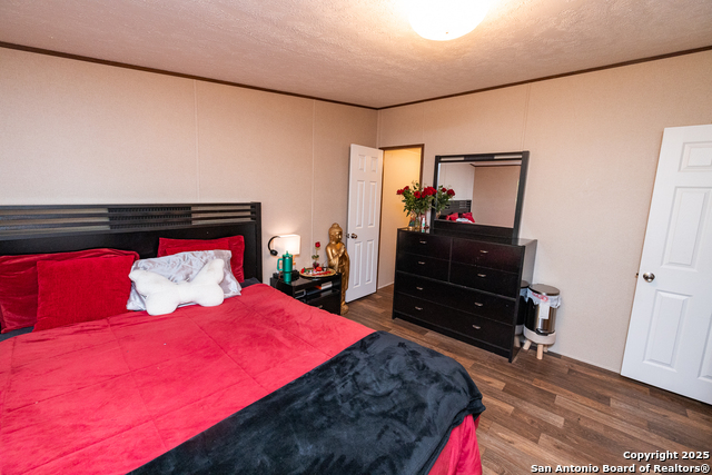 Listing photo id 12 for 934 7th