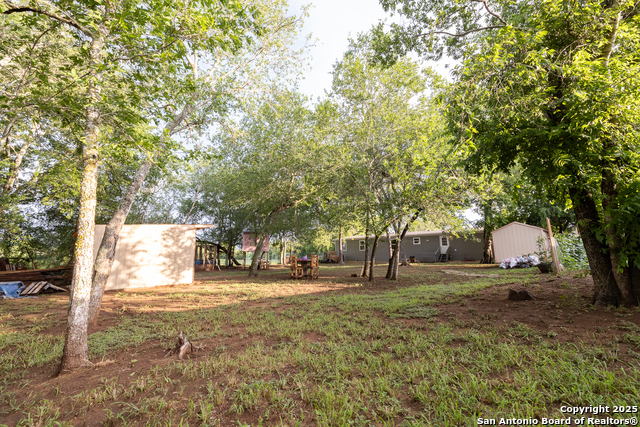 Listing photo id 26 for 934 7th