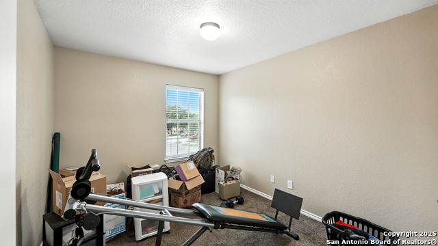 Image 23 of 30 For 957-959 Floating Star