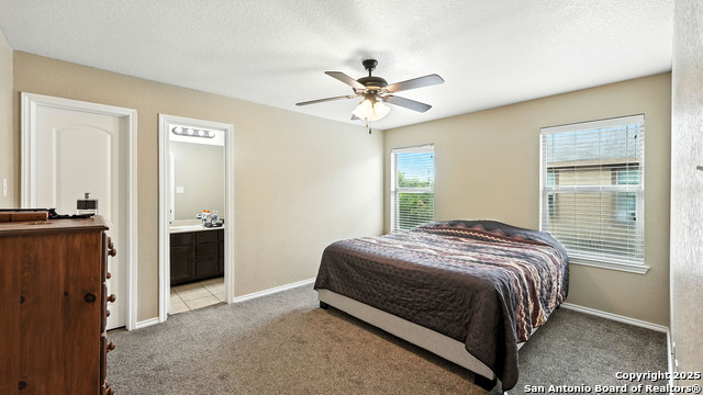 Image 27 of 30 For 957-959 Floating Star