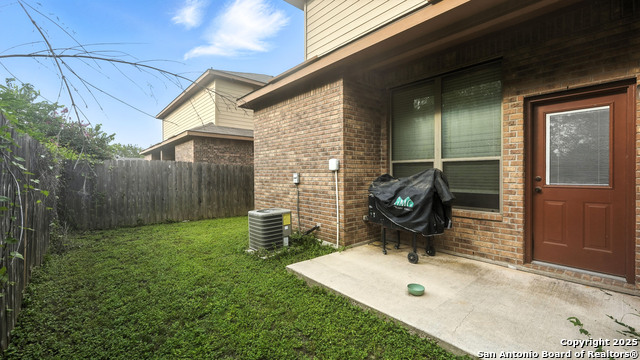 Image 30 of 30 For 957-959 Floating Star