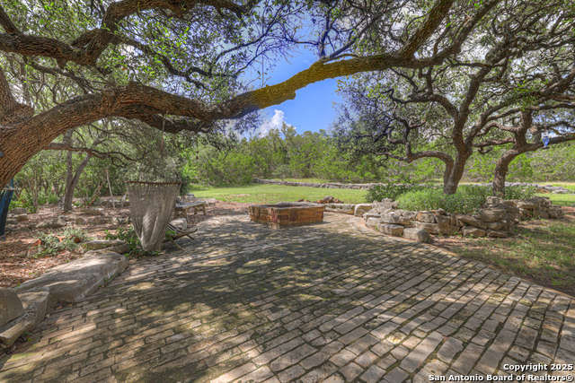 Image 36 of 45 For 3032 Rolling Oaks