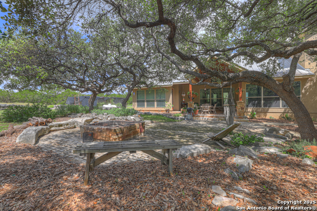 Image 38 of 45 For 3032 Rolling Oaks