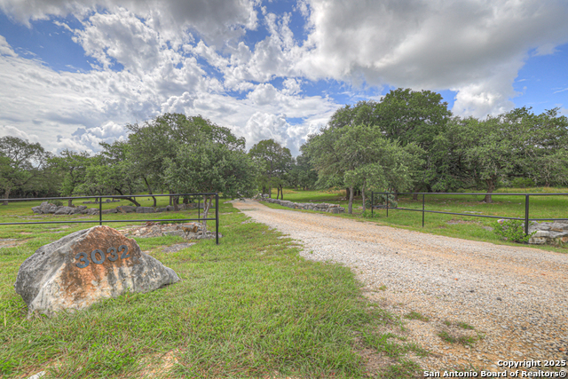 Image 41 of 45 For 3032 Rolling Oaks