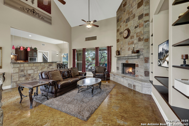 Image 5 of 45 For 3032 Rolling Oaks