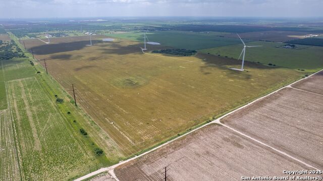Listing photo id 0 for 26229 Fm 2058 N