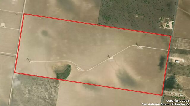 Listing photo id 4 for 26229 Fm 2058 N