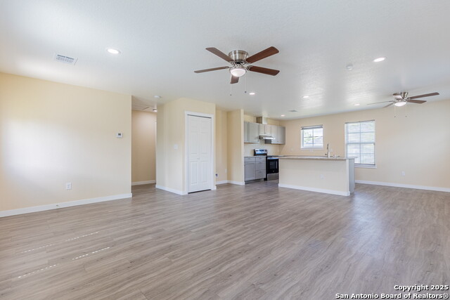 Image 12 of 27 For 5534 Painted Horse