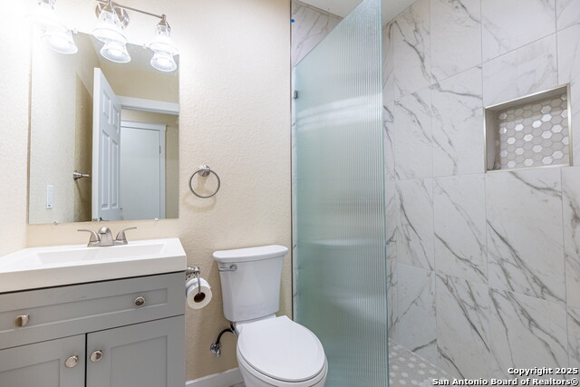 Image 17 of 27 For 5534 Painted Horse