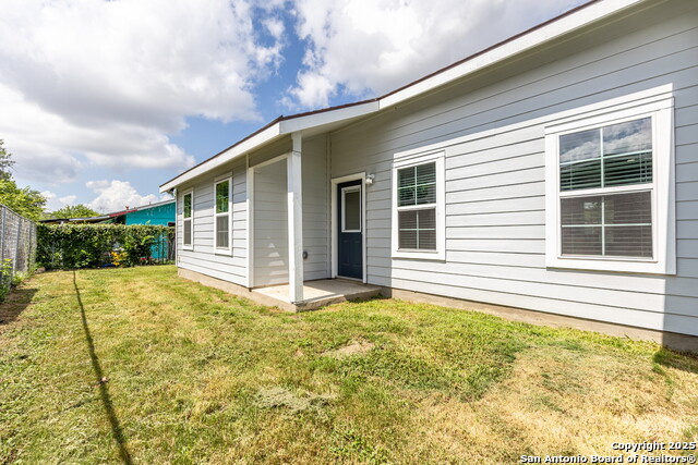 Image 23 of 27 For 5534 Painted Horse