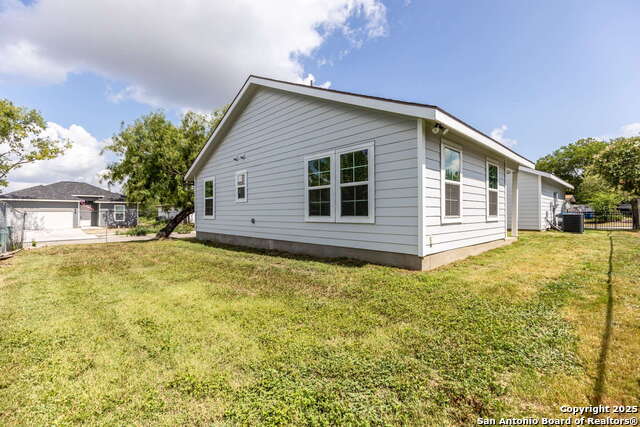 Image 24 of 27 For 5534 Painted Horse