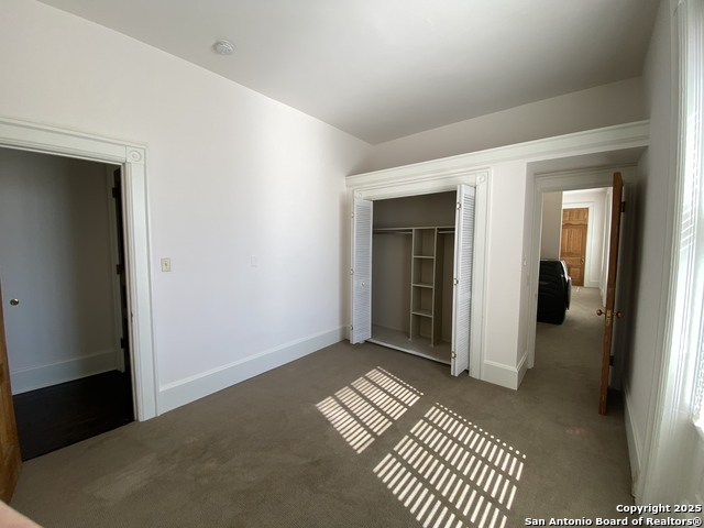 Image 2 of 12 For 235 Commerce E 500