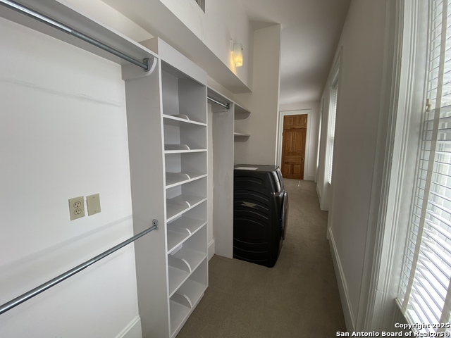 Image 3 of 12 For 235 Commerce E 500