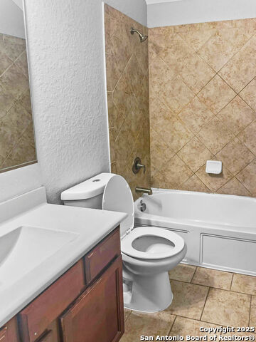 Image 16 of 16 For 525 Saddlehorn Way