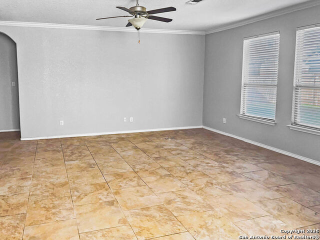 Image 4 of 16 For 525 Saddlehorn Way