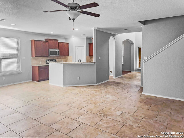 Image 5 of 16 For 525 Saddlehorn Way
