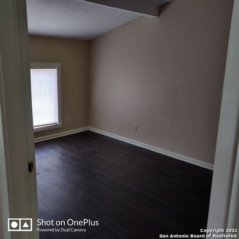 Image 9 of 27 For 215 Bradford