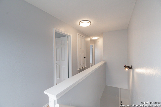 Image 18 of 29 For 5021 Kenton Royalle