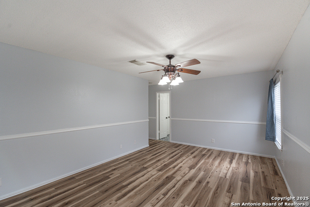 Image 28 of 29 For 5021 Kenton Royalle