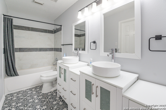 Image 29 of 29 For 5021 Kenton Royalle