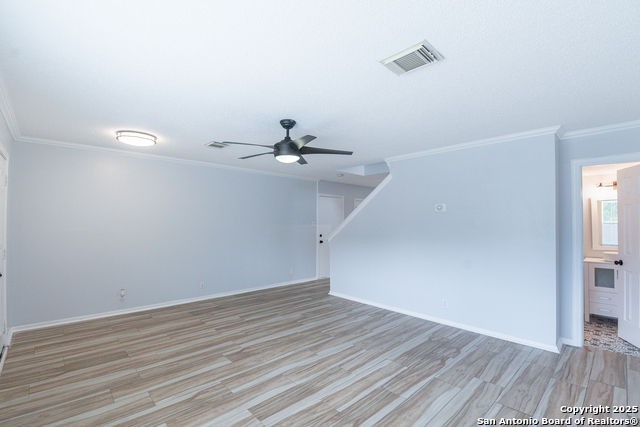 Image 7 of 29 For 5021 Kenton Royalle