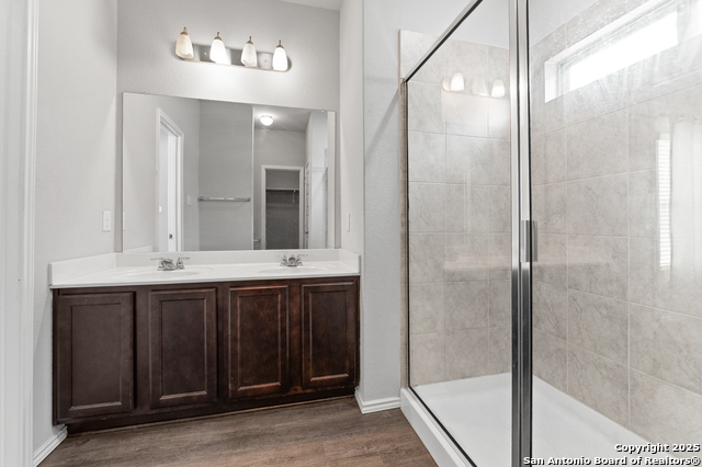 Image 33 of 43 For 5023 Sandstone Way