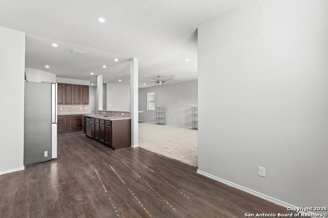 Image 7 of 43 For 5023 Sandstone Way