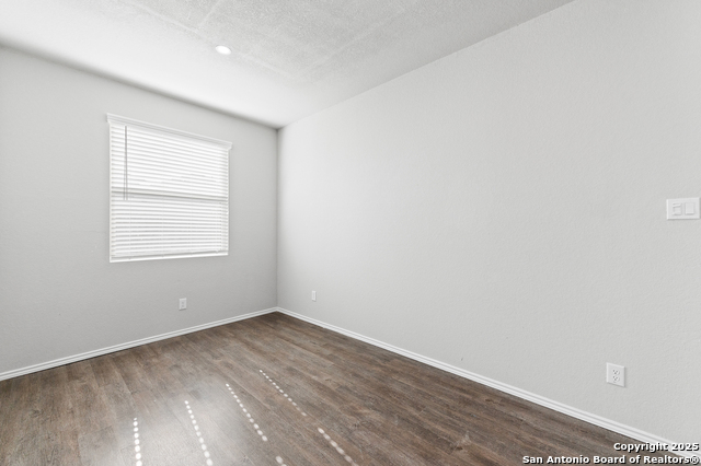 Image 9 of 43 For 5023 Sandstone Way