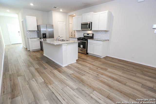 Image 11 of 31 For 4242 Claystone