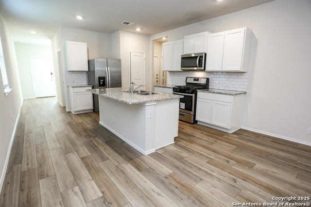 Image 8 of 31 For 4242 Claystone