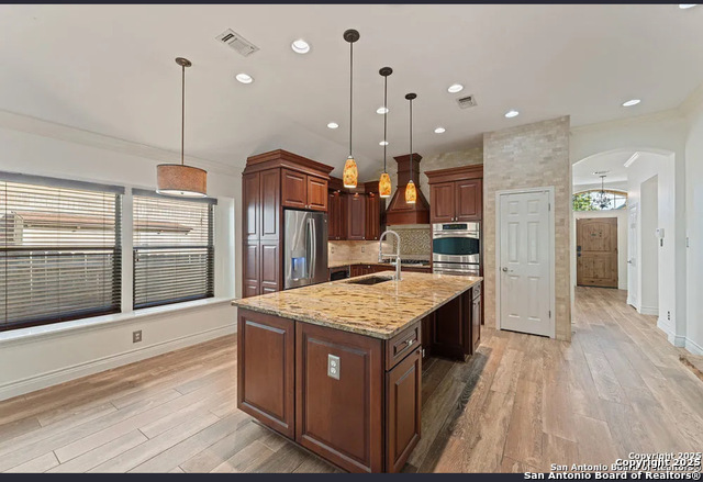Image 5 of 29 For 6127 Oakwood