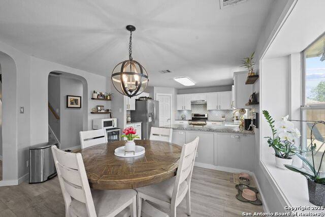 Image 10 of 41 For 4119 Bear Oak Path