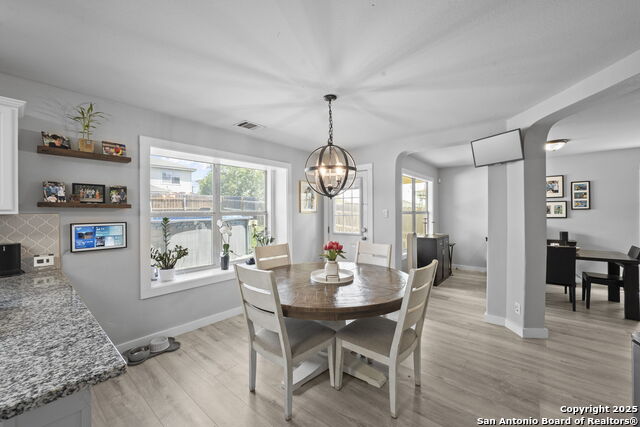 Image 11 of 41 For 4119 Bear Oak Path