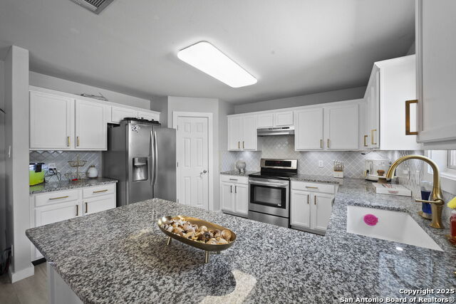 Image 9 of 41 For 4119 Bear Oak Path