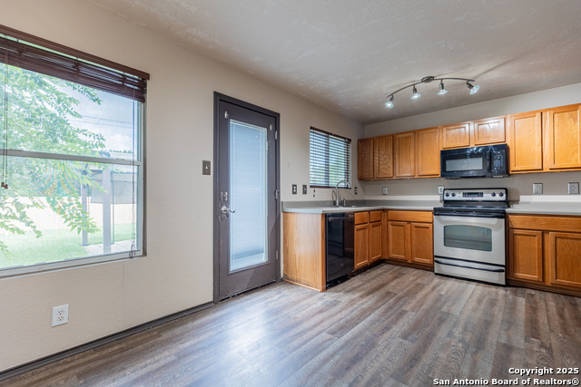 Image 13 of 34 For 11935 Ranchwell