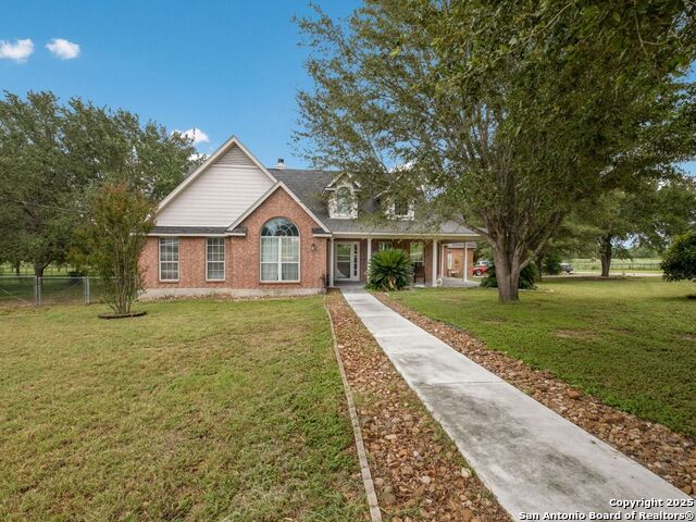 Listing photo id 0 for 233 Garden Bend