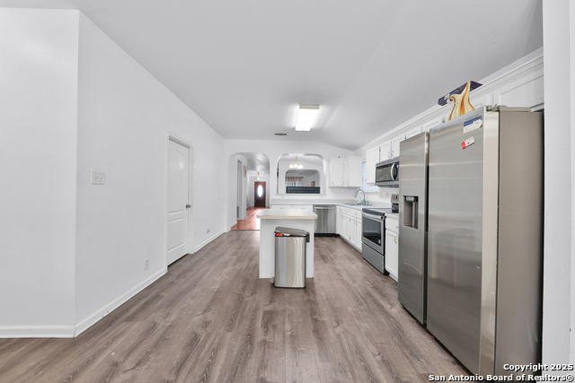 Listing photo id 13 for 1427 Diamond Bluff