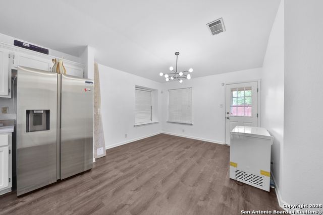 Listing photo id 14 for 1427 Diamond Bluff