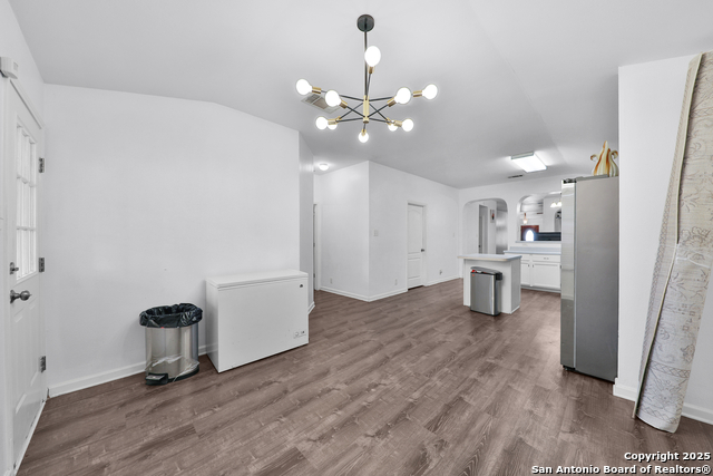 Listing photo id 16 for 1427 Diamond Bluff