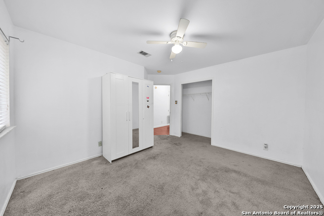 Listing photo id 17 for 1427 Diamond Bluff